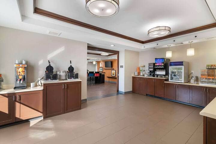 Breakfast area